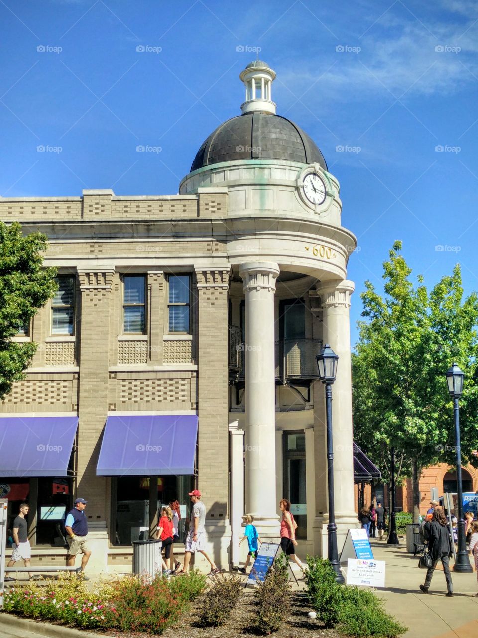 Round Front Building