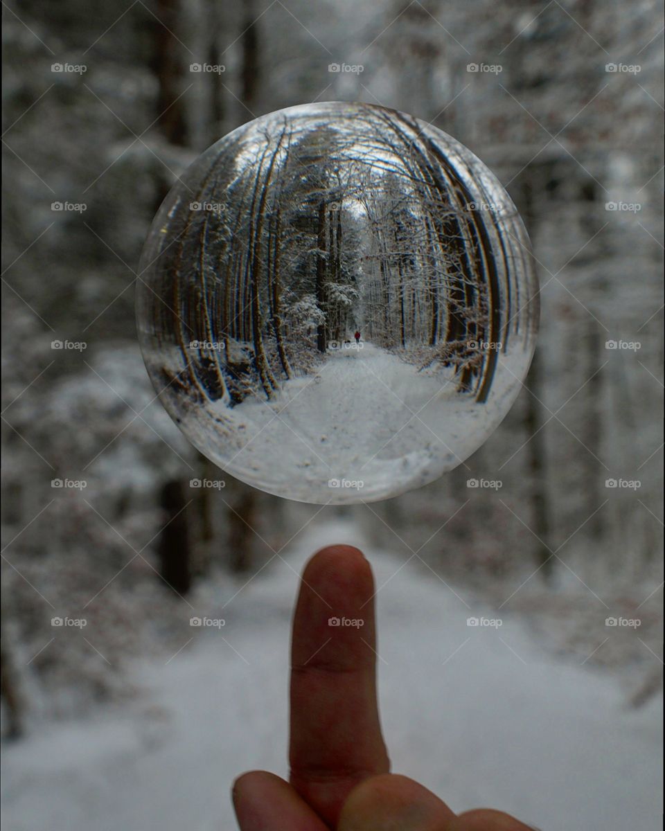 Lensball