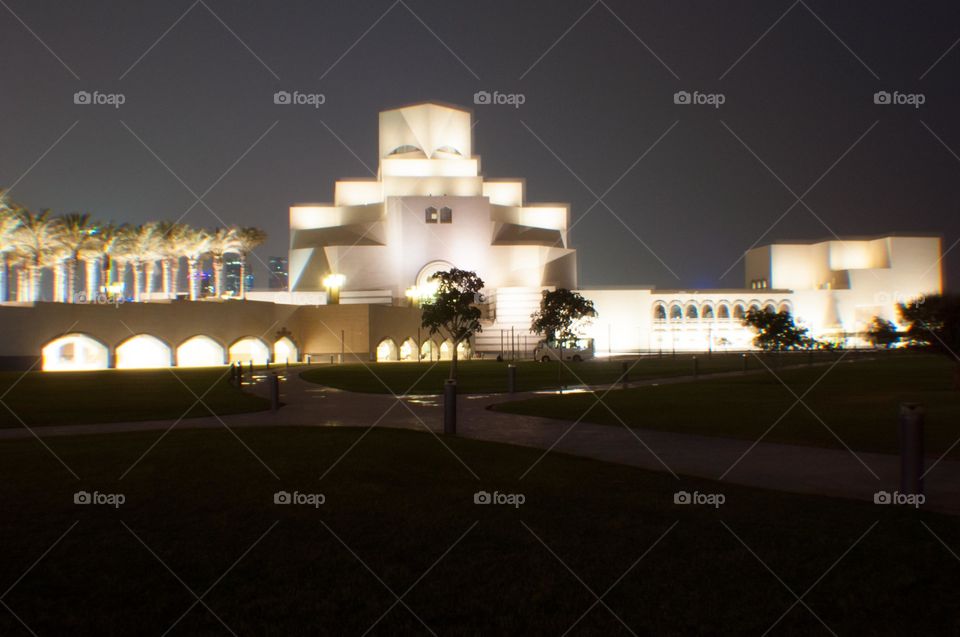Museum of Islamic Art . Discovering Qatar