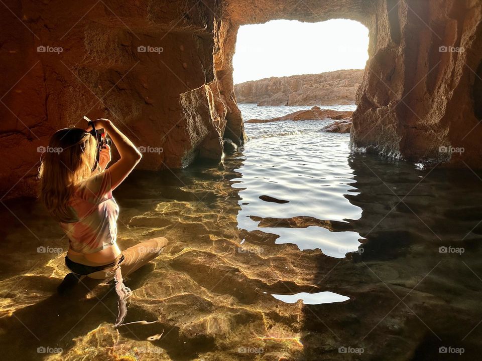Cave#sea#human#sunny