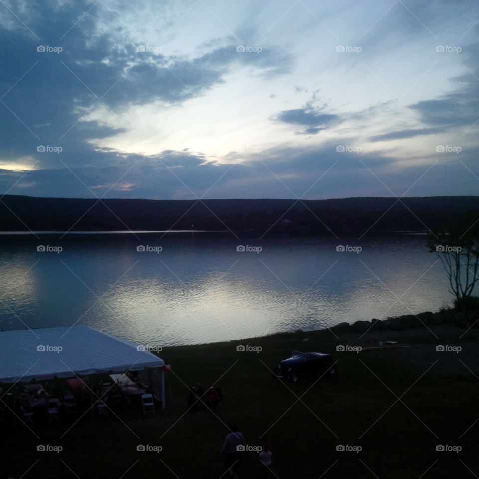 Evening on the Brad Dor Lake