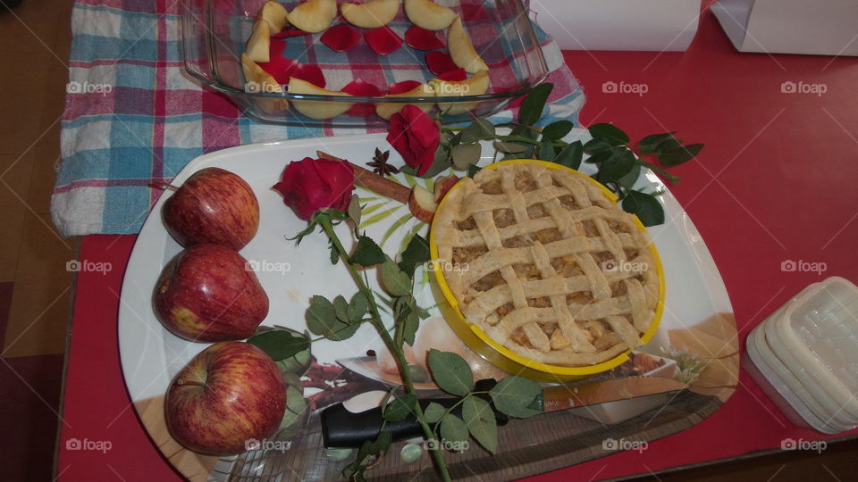 apple pie. sinful baking