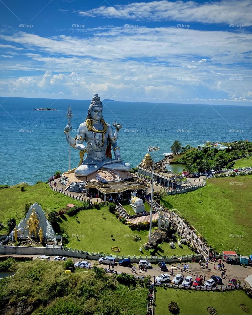 Majestic Shiva Statue in Muradeshwara Karnataka situated on the coast of Arabian Sea