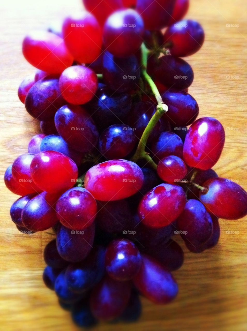 Red grapes bunch