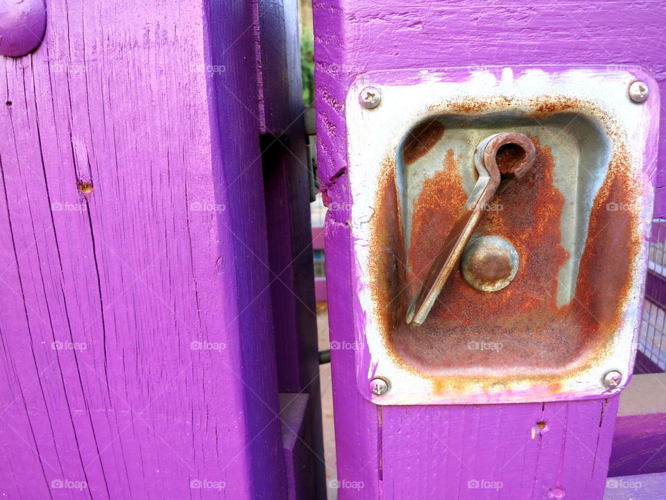 Rusty gate latch