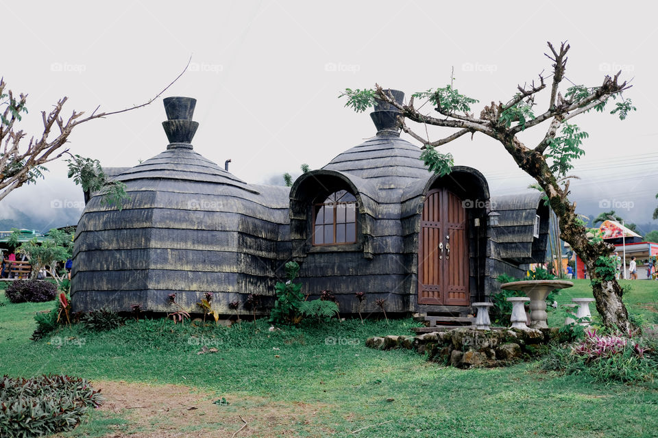 Hobbit house design available for room accommodation.