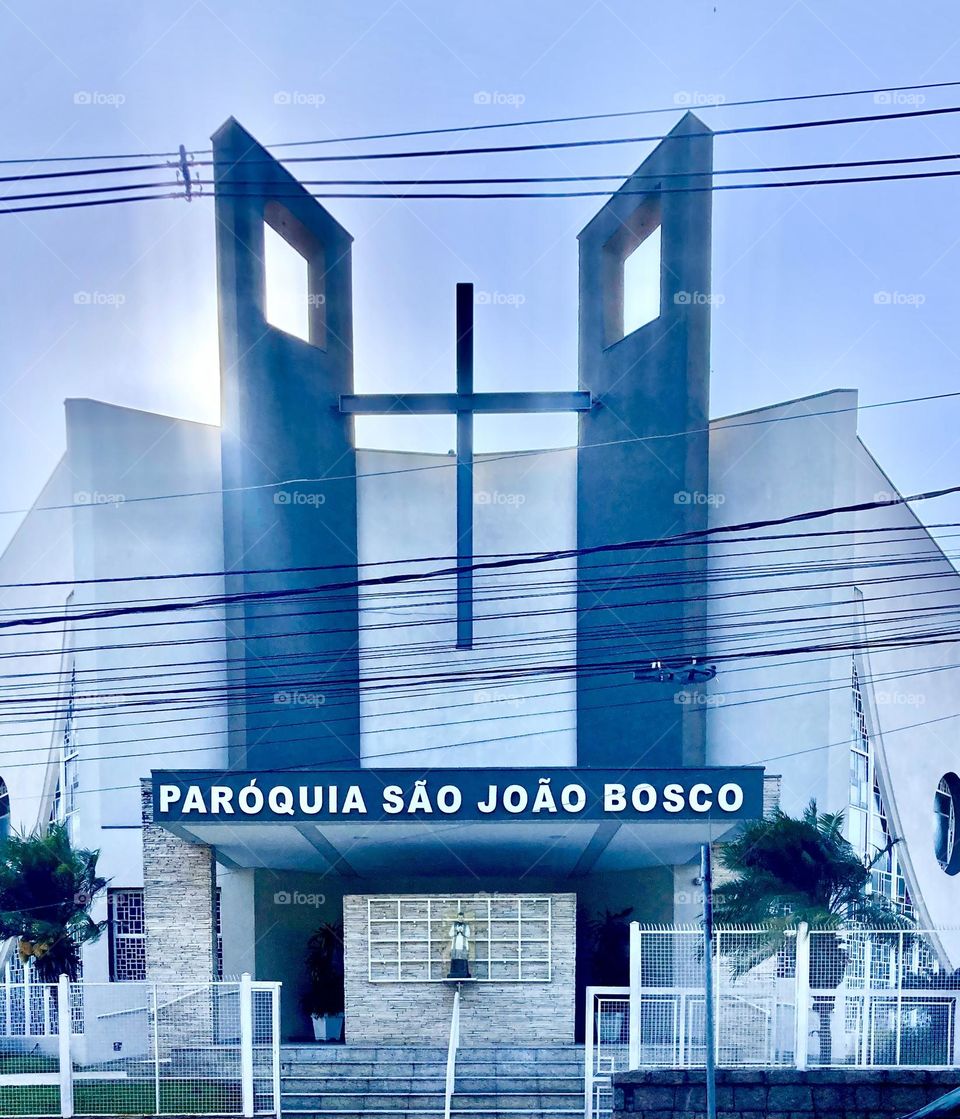 🇺🇸 Time for Holy Mass. Shall we pray? Ask for forgiveness and thank God. / 🇧🇷 Hora da Santa Missa. Vamos rezar? Pedir perdão e agradecer a Deus. 