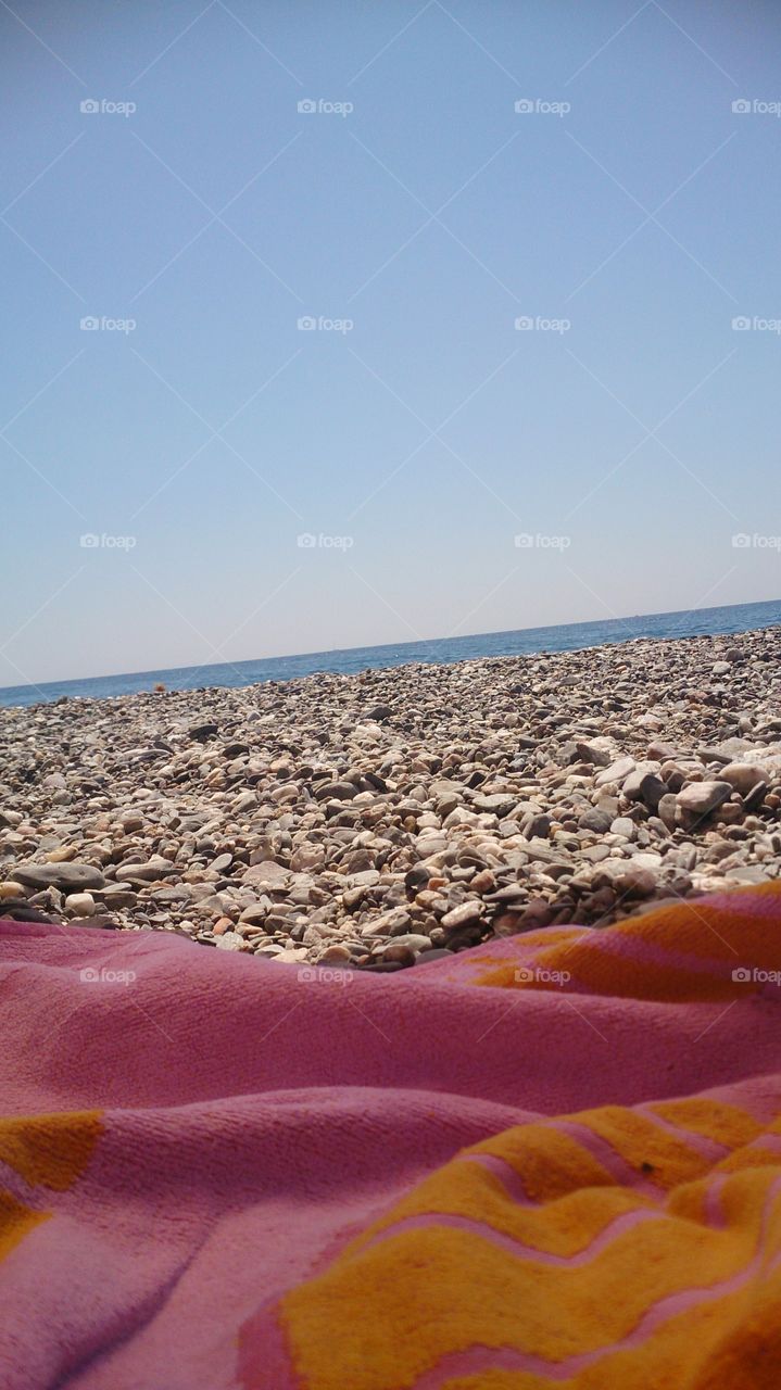 spiaggia siciliana. tipica spiaggia siciliana dal mare cristallino