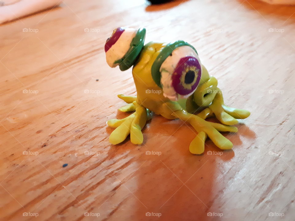 Handmade Clay Frog right side shot