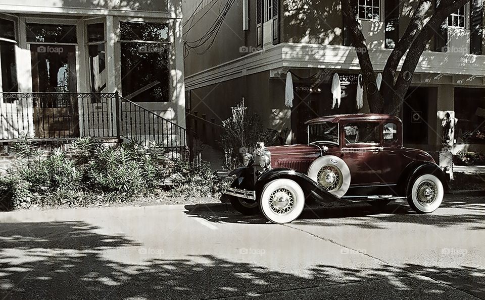 Vintage car on all hollows eve
