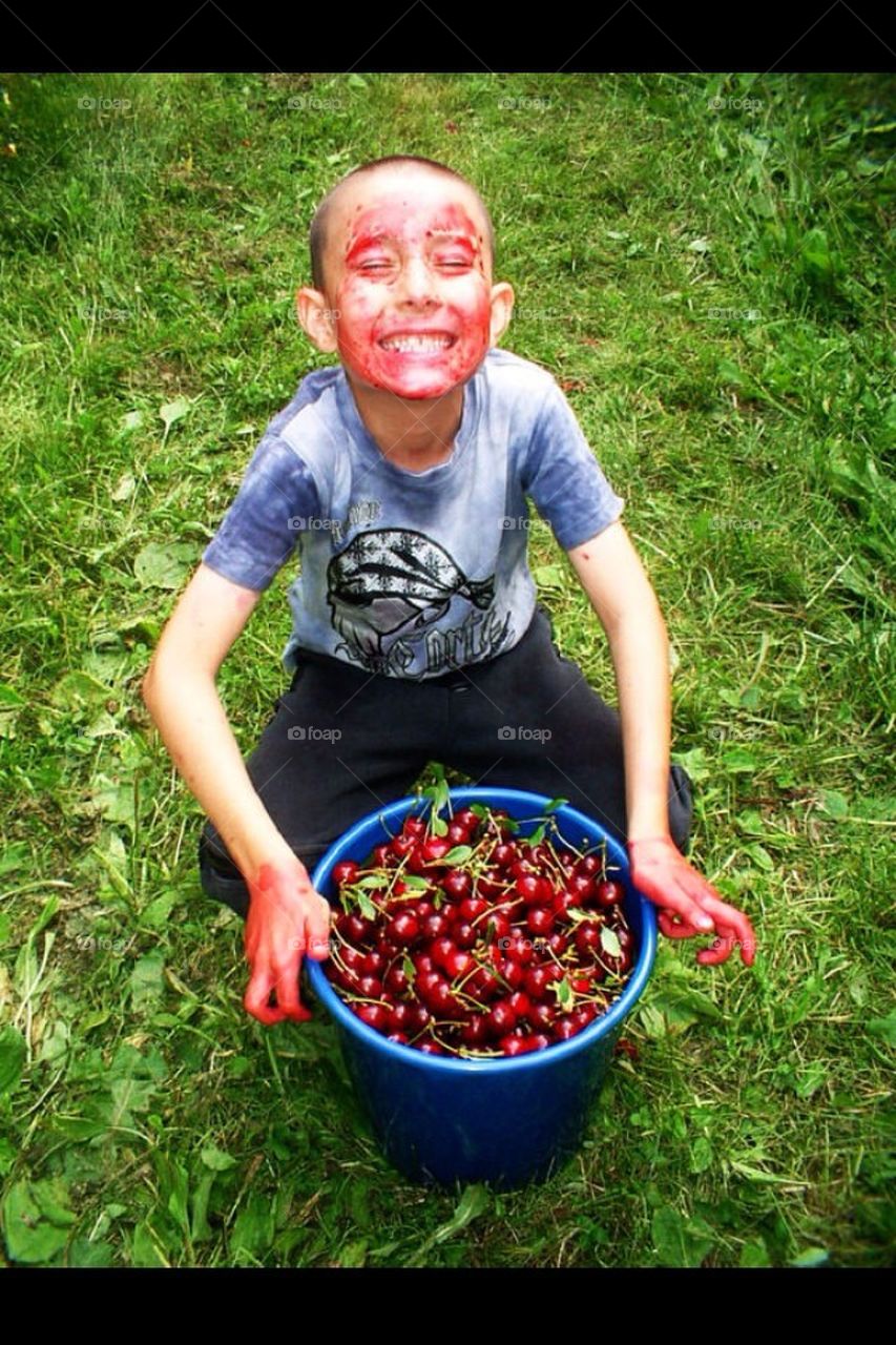 happy grass fruit face by arman