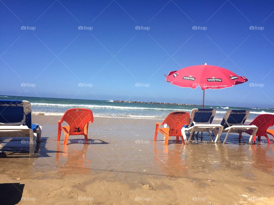 Beach time in Tel Aviv 
#beach #telaviv #israel #ocean #water