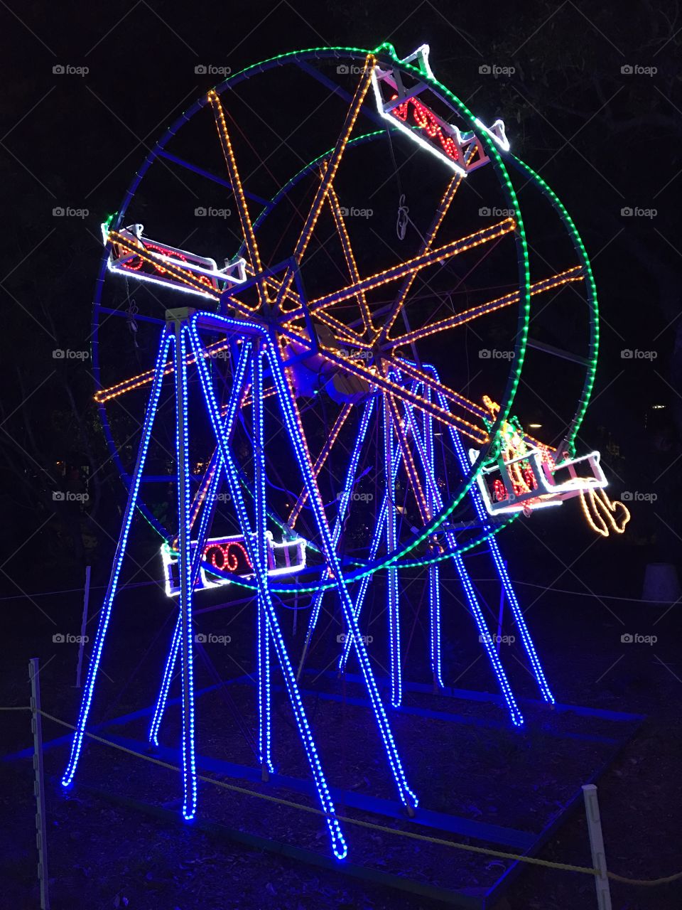 Ferris wheel lights