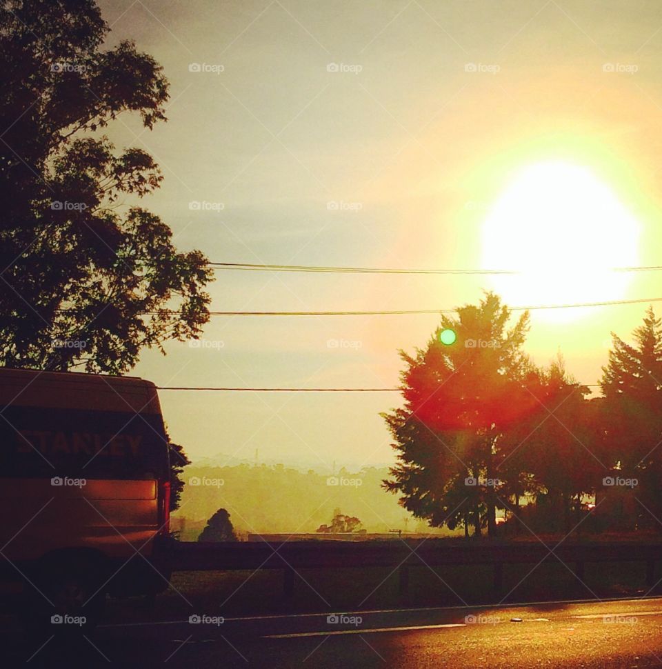 🌅Desperte, Jundiaí. 
Que a jornada diária possa valer a pena!
🍃
#sol #sun #sky #céu #photo #nature #morning #alvorada #natureza #horizonte #fotografia #pictureoftheday #paisagem #inspiração #amanhecer #mobgraphy #mobgrafia #Jundiaí #AmoJundiaí 