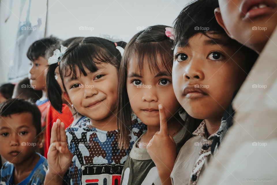 A group of Indonesian children.
