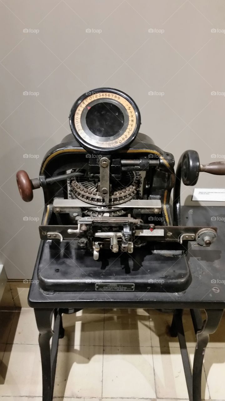 old typewriter machine