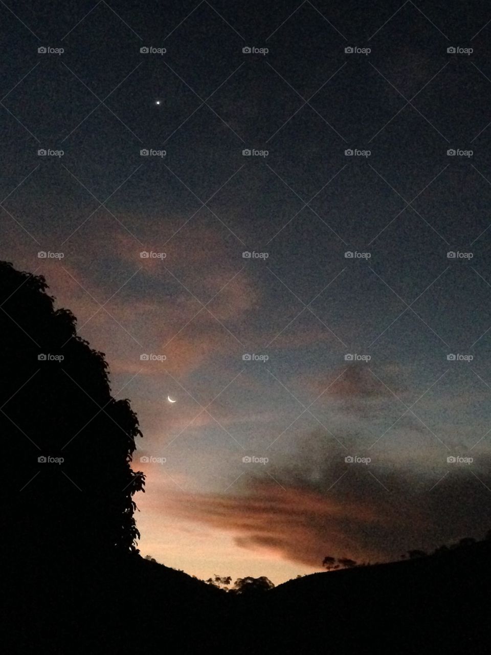 I swear God the photo has no filter