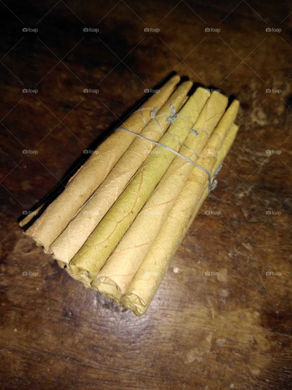 cigarettes made with leave (Bedi)