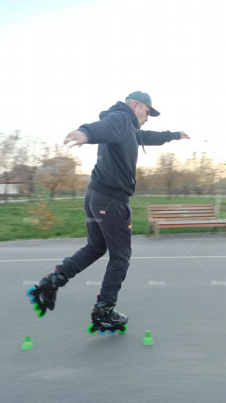 as a professional roller need just one weel