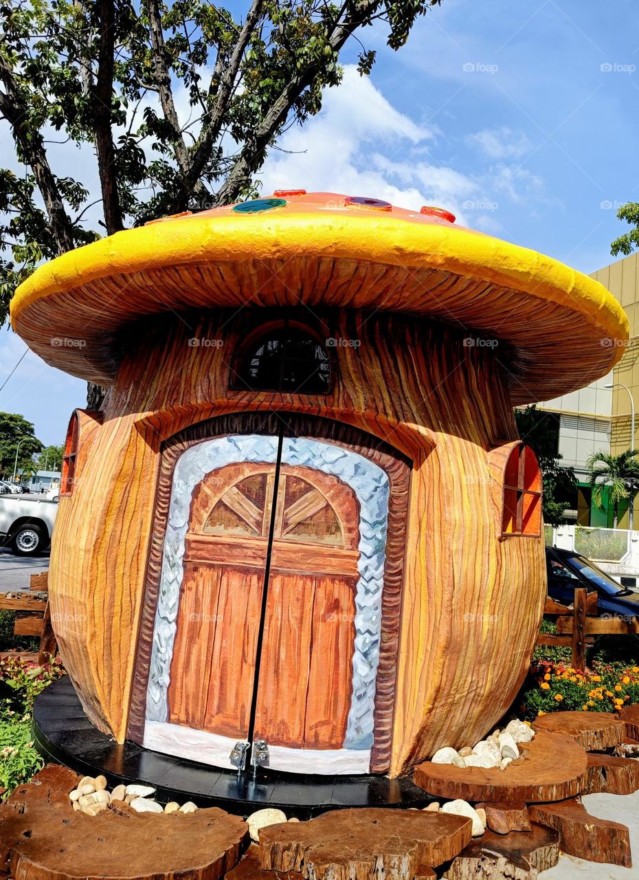 A view of the mushroom hut in Enoki Garden, Penang.