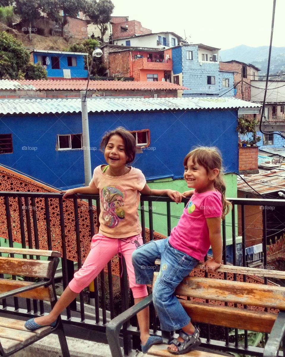 Colombian girls playing in Comuna 13
