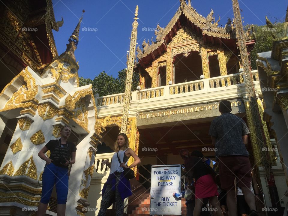Entrance at the top of the long stair hike to doi sutep. Foreigners please buy a ticket inside 😎