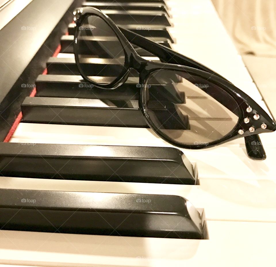 Piano & Eyeglasses