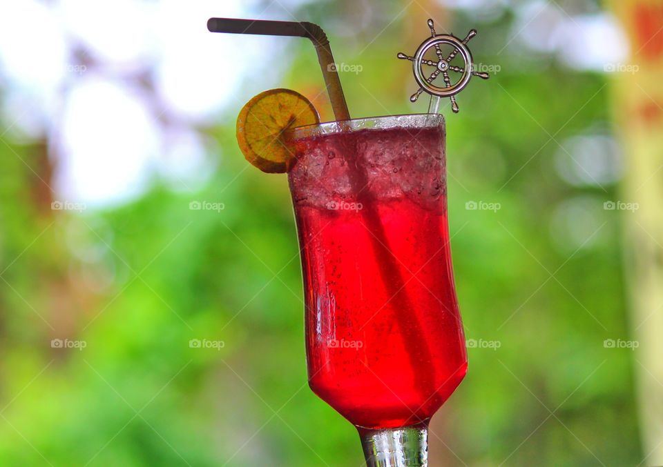 Fresh up with a lovely cocktail.