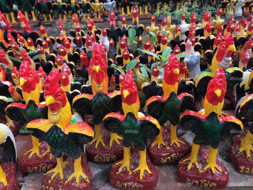  Seramic chickens to fulfill one’s vow