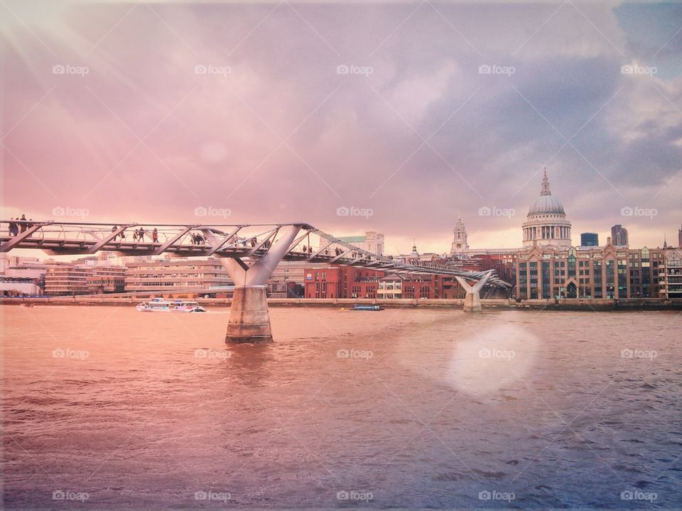 London calling. taking a deep breath of londons flair seen from tate art gallery