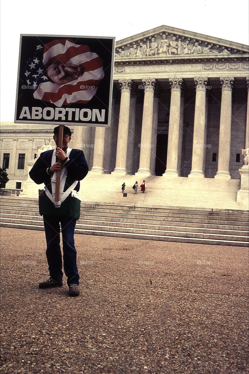 Supreme Court's steps columns protests abortion