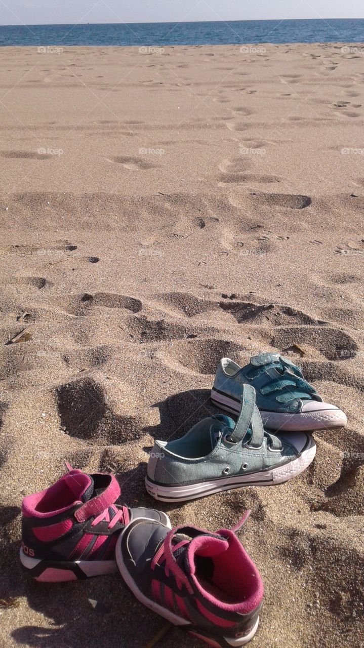 no shoes needed beachlife