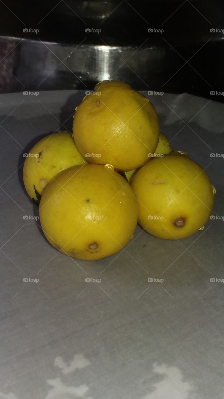 fresh juicy lemons for vitamin c