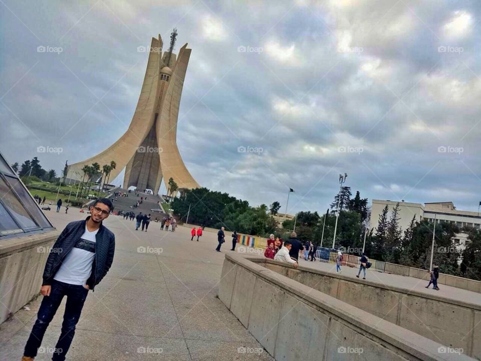 Traveling in Algeria | MAKAM EL CHAHID 😍