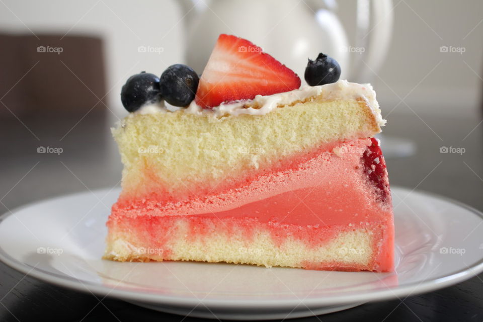 Strawberry jello cake