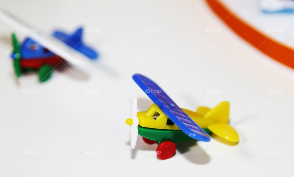 avião de brinquedo avião
