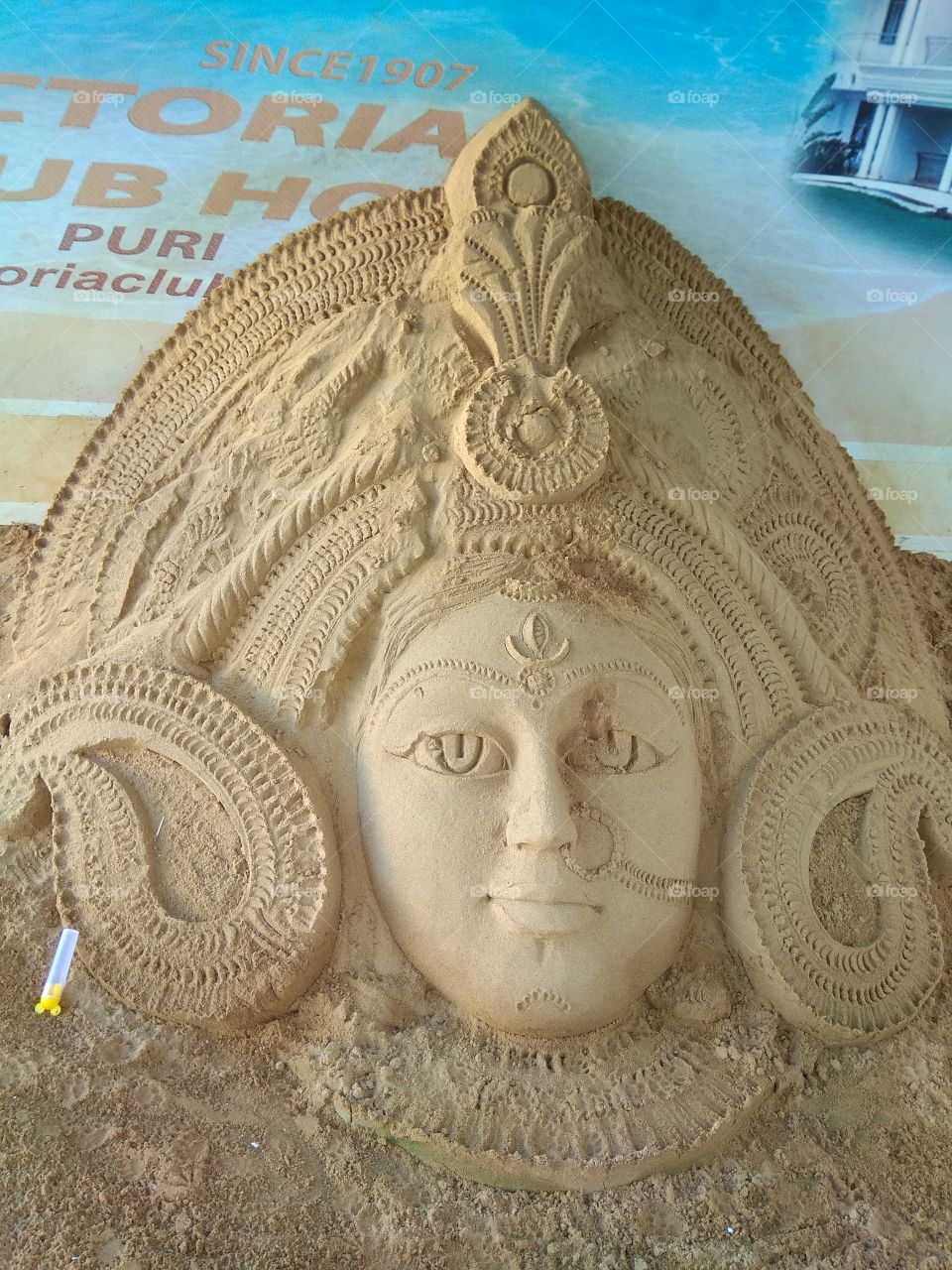 Sand art. I came across this art in a hotel in Puri last autumn. I really wonder how can artists be so meticulous!