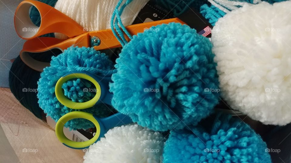 Pom-Pom Crafting