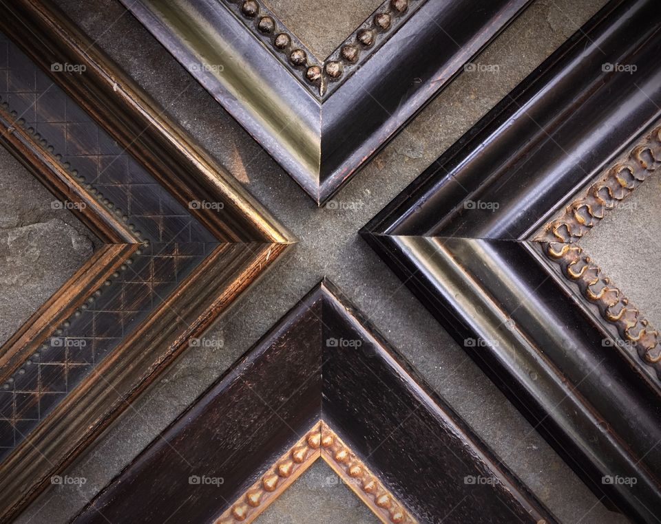 Picture Framing samples in a cool design layout