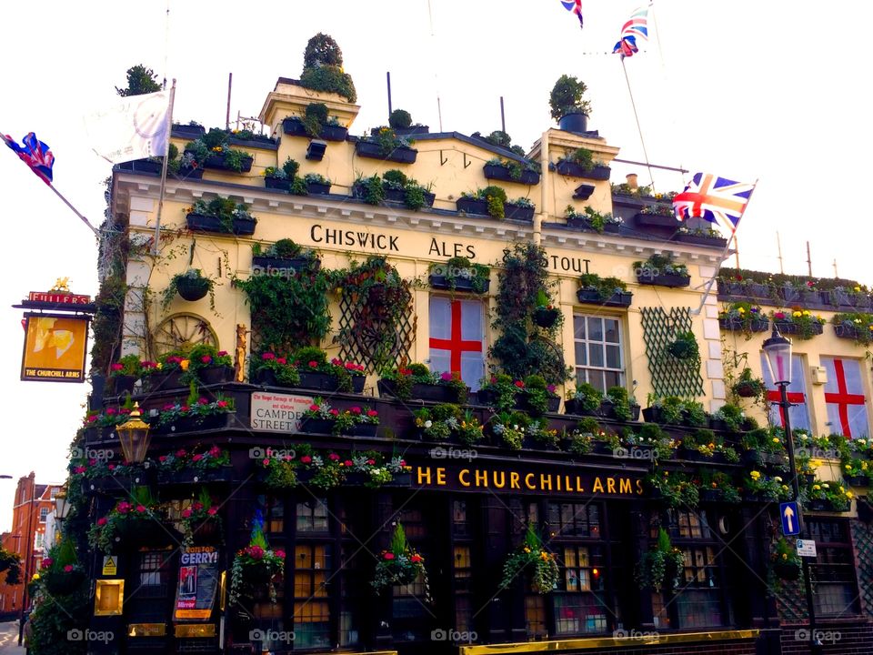 London pub 