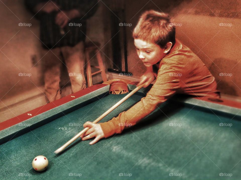 Shooting pool