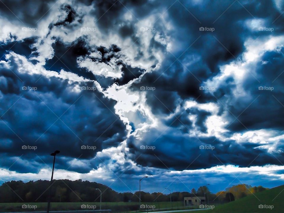 Storm Front Rolling In.....