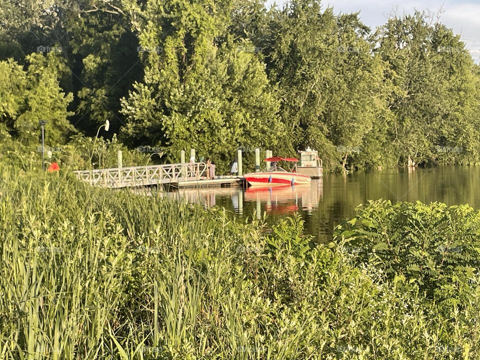 Connecticut river port