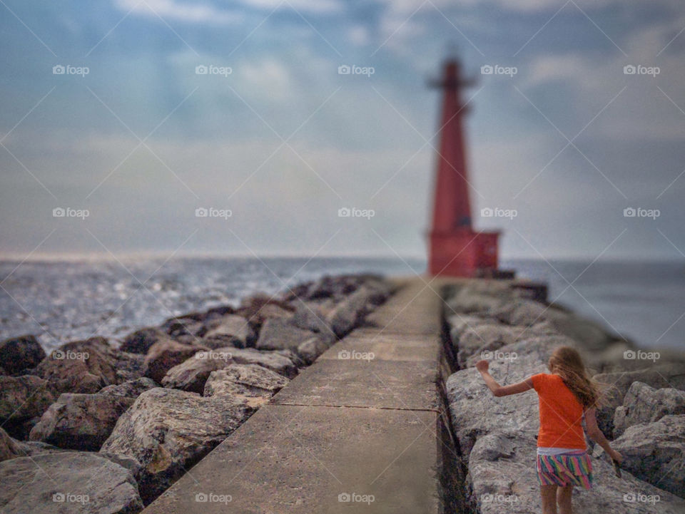 Light of foot at the lighthouse. Pere Marquette; Muskegon, Michigan, May 17, 2015. | Muskegon South Pierhead Lighthouse