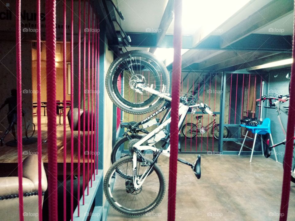 hanging bikes