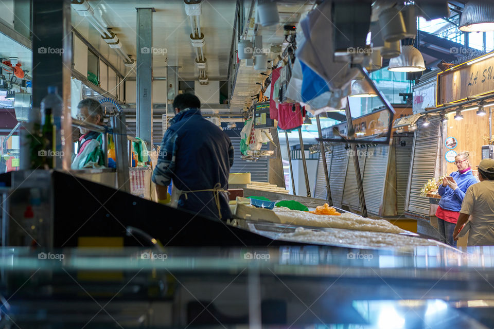 Fish shop at closing hour