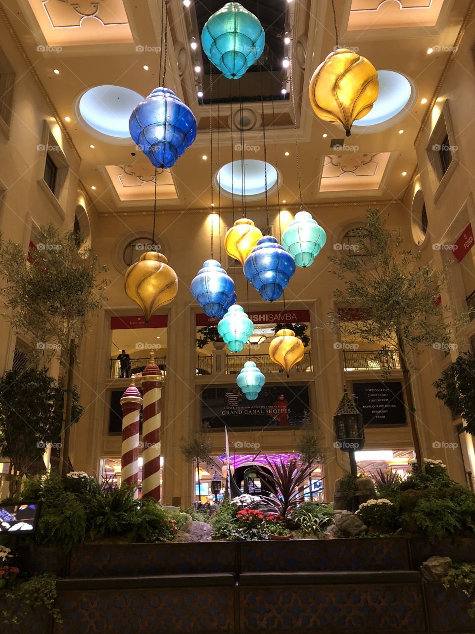 Vegas lanterns 