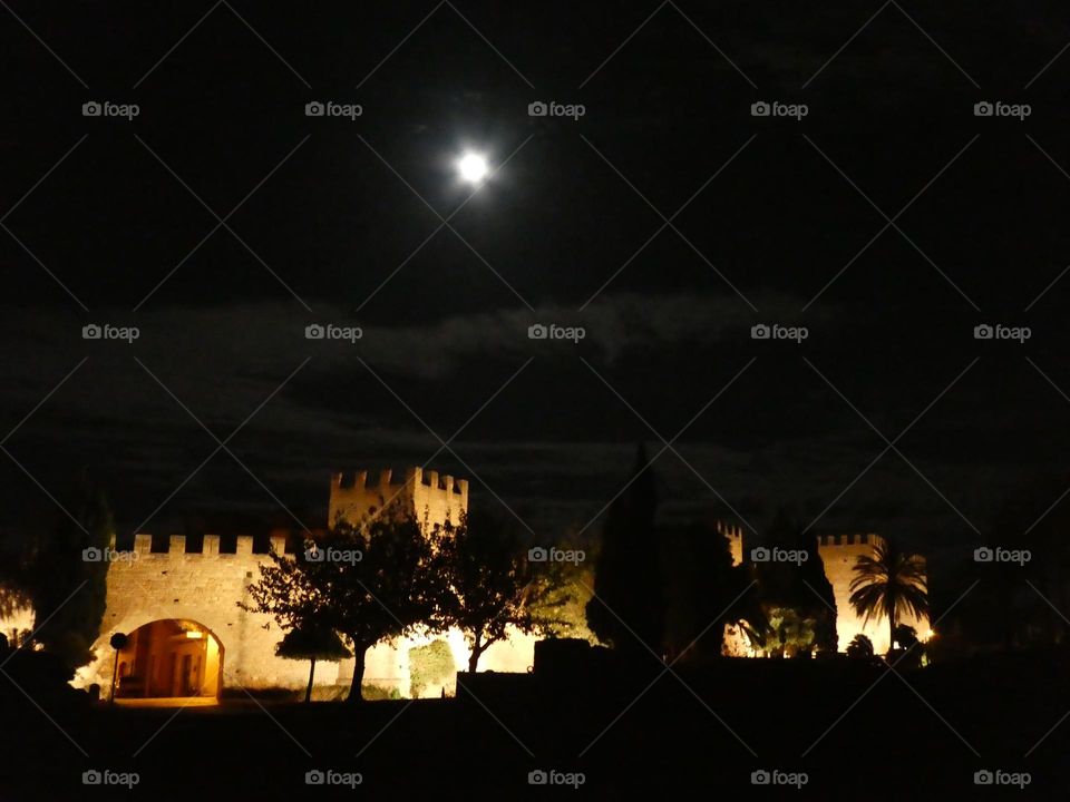 Full moon over Alcudia old town