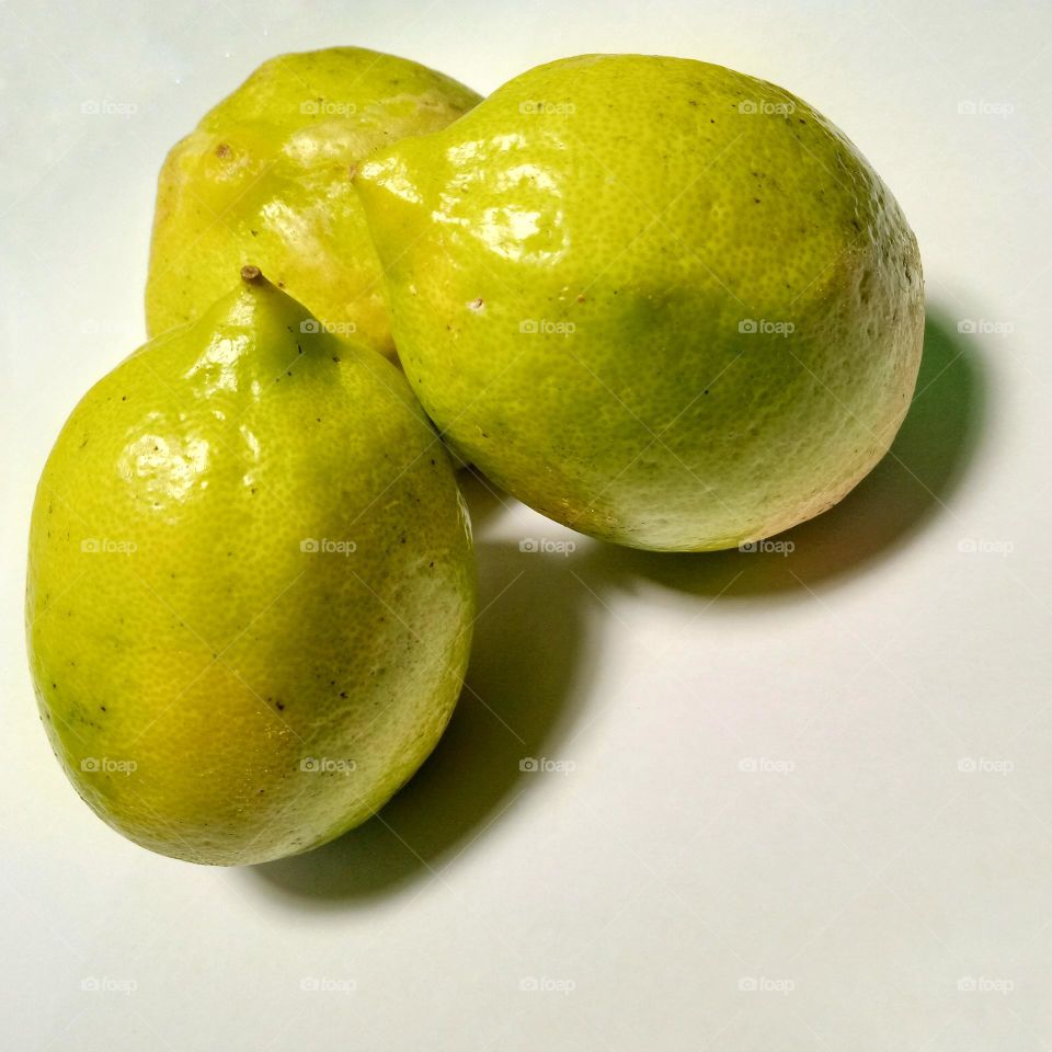 Group of lemon fruits on the table