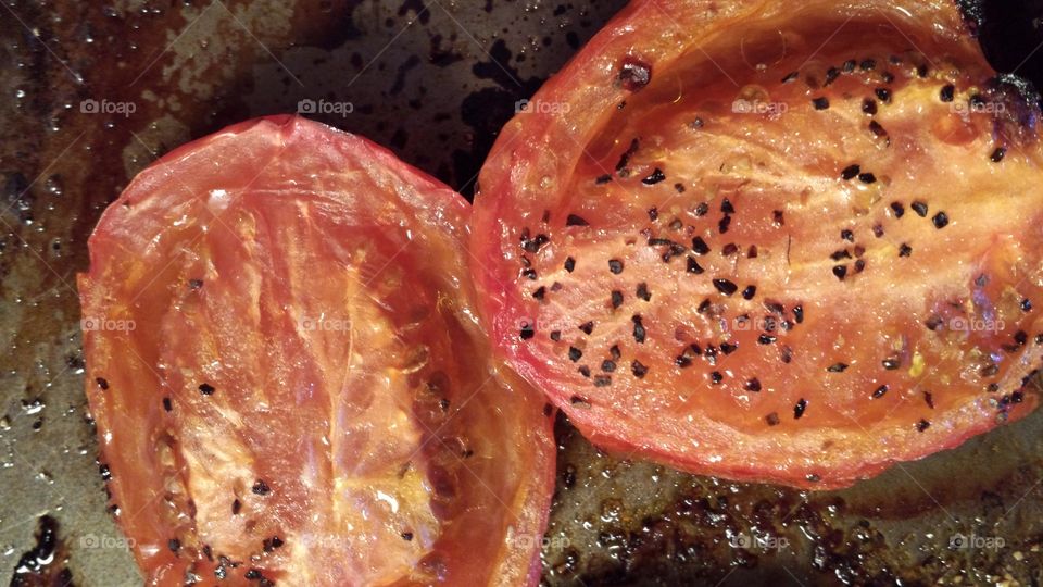 Food. Roasted Tomato